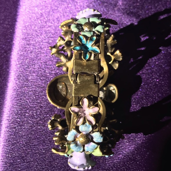 Kirks Folly hinged clamper cuff bracelet - Picture 4 of 10